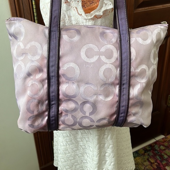 Coach Poppy Rare Vintage Purple straps/Lavender C Fabric Silvertone Hardw - Picture 7 of 16